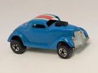 Vintage 1975 Hot Wheels Flying Colors Neet Streeter Light Blue Oldie Goodie HK