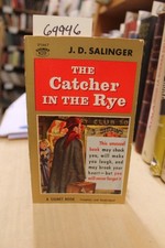 Salinger, J. D. The Catcher in The Rye Caulfield sut...