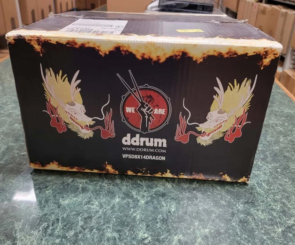 VINNIE PAUL (PANTERA, HELLYEAH) Hand Signed AUTOGRAPHED Snare DDrum DRAGON+BONUS - Image 3 of 4