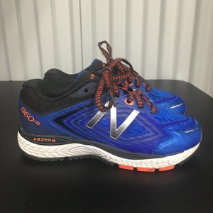 new balance 860 walking shoe