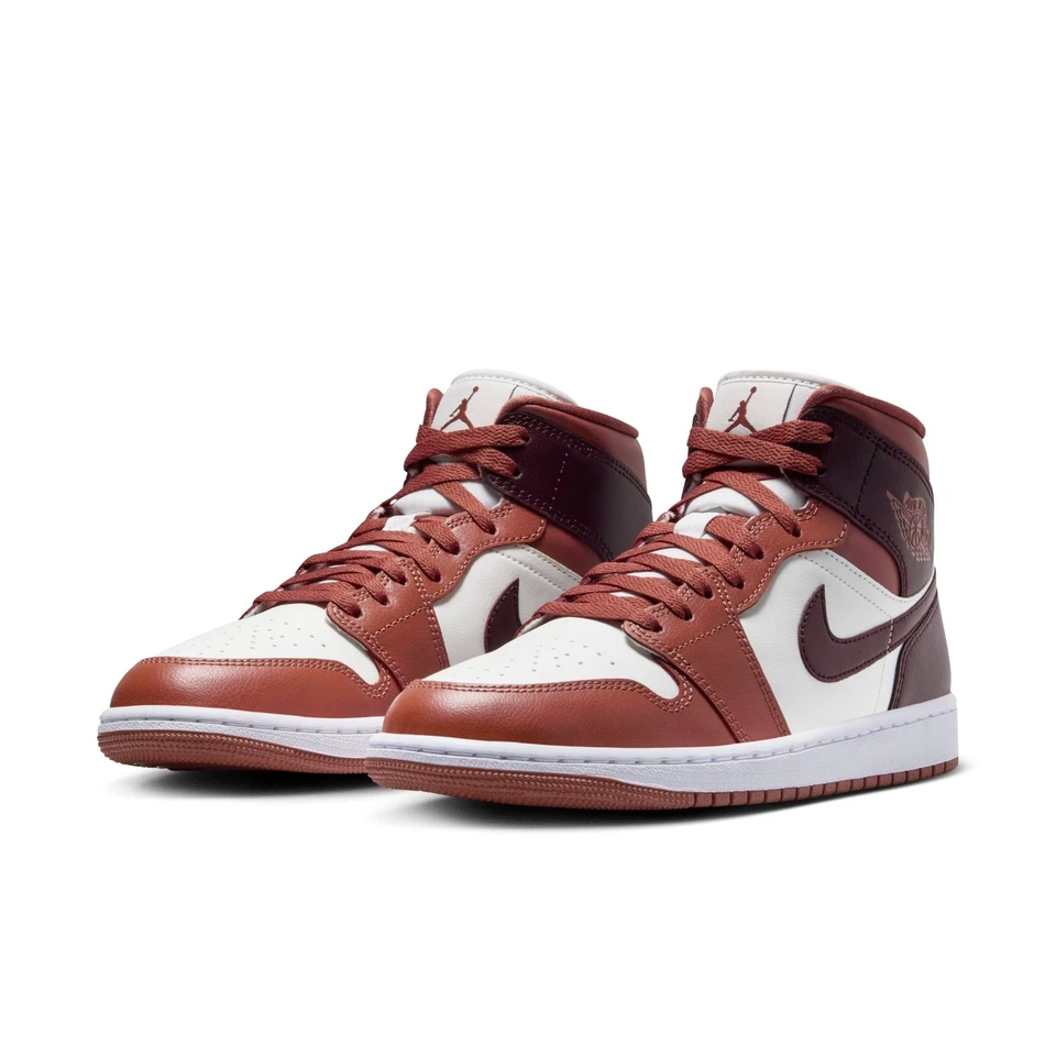 [BQ6472-200] Mujer Air Jordan RETRO 1 MID 'DUSTY MELOCOTÓN (W)' Foto 2 de 4