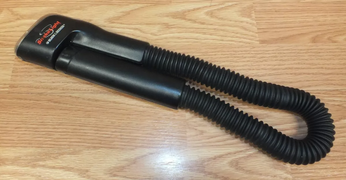 Black Decker 172622 00 The Original Flexible Flashlight Snake Light READ