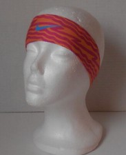 Nike Modern Graphic Headband 2" Youth Fuchsia Rose/Vivid Pink/Omega Blue