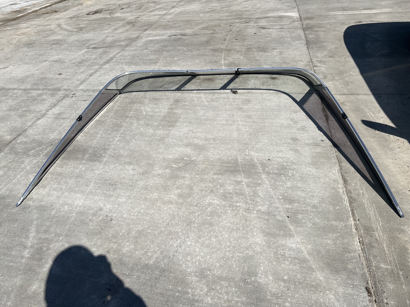 98 Glastron 185 BR Boat curved window windshield windshield right left