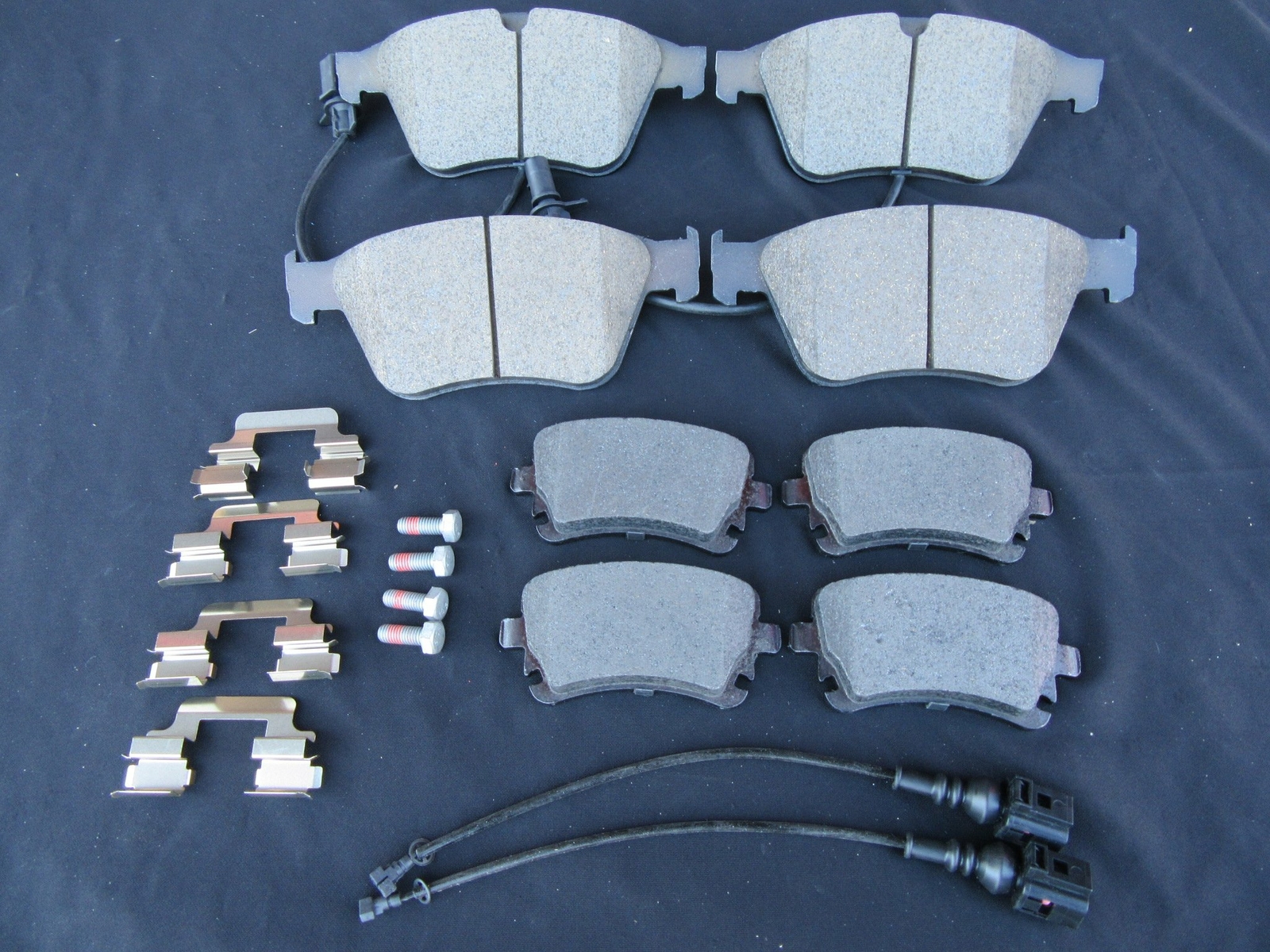 Bentley Continental GT GTC Flying Spur  Front  Rear Brake Pads PREMIUM QUALITY L
