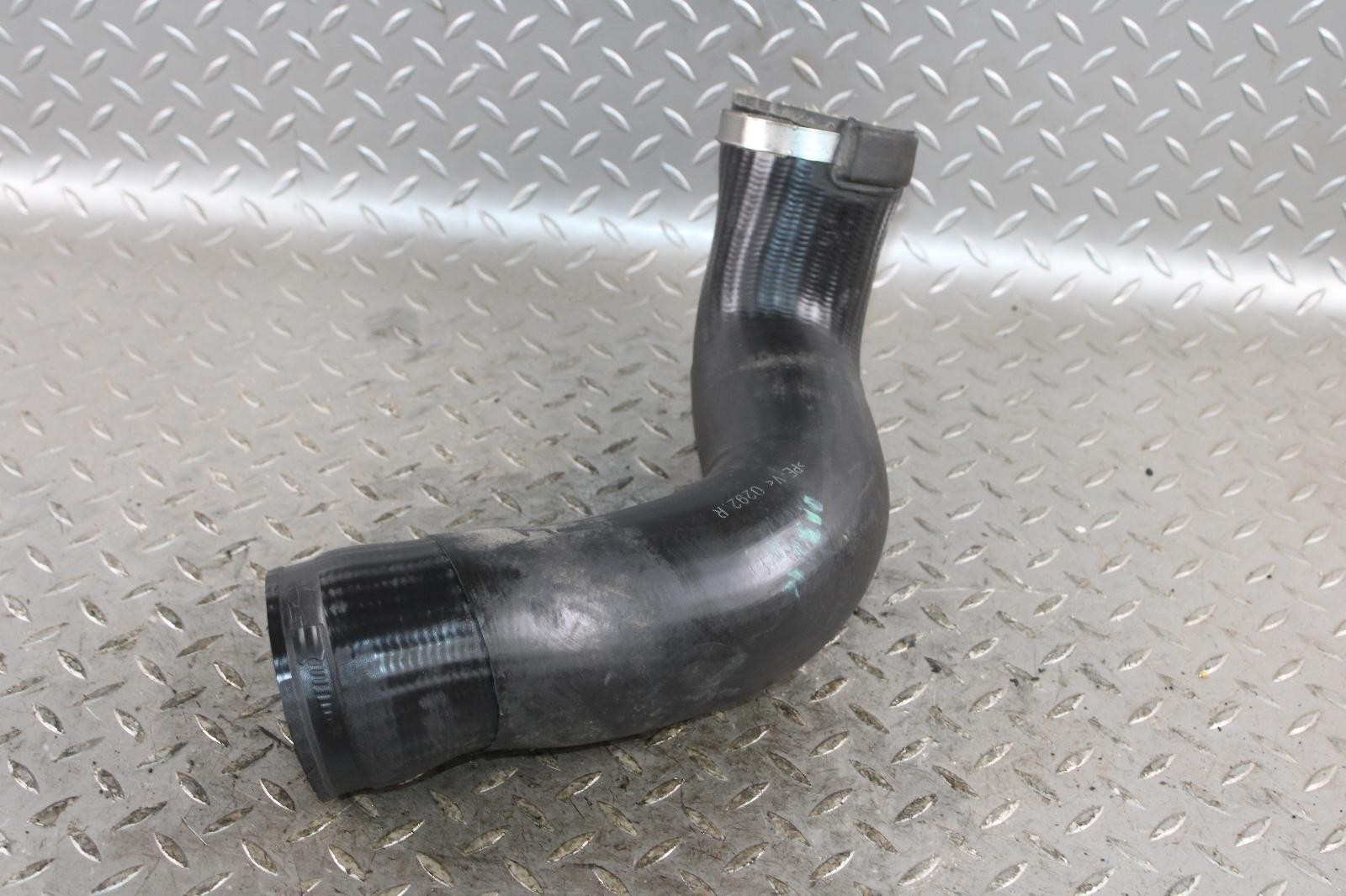 13-18 Flying Spur 6.0L Motor Engine Right RH Upper Charge Pipe Hose Unit OEM WTY