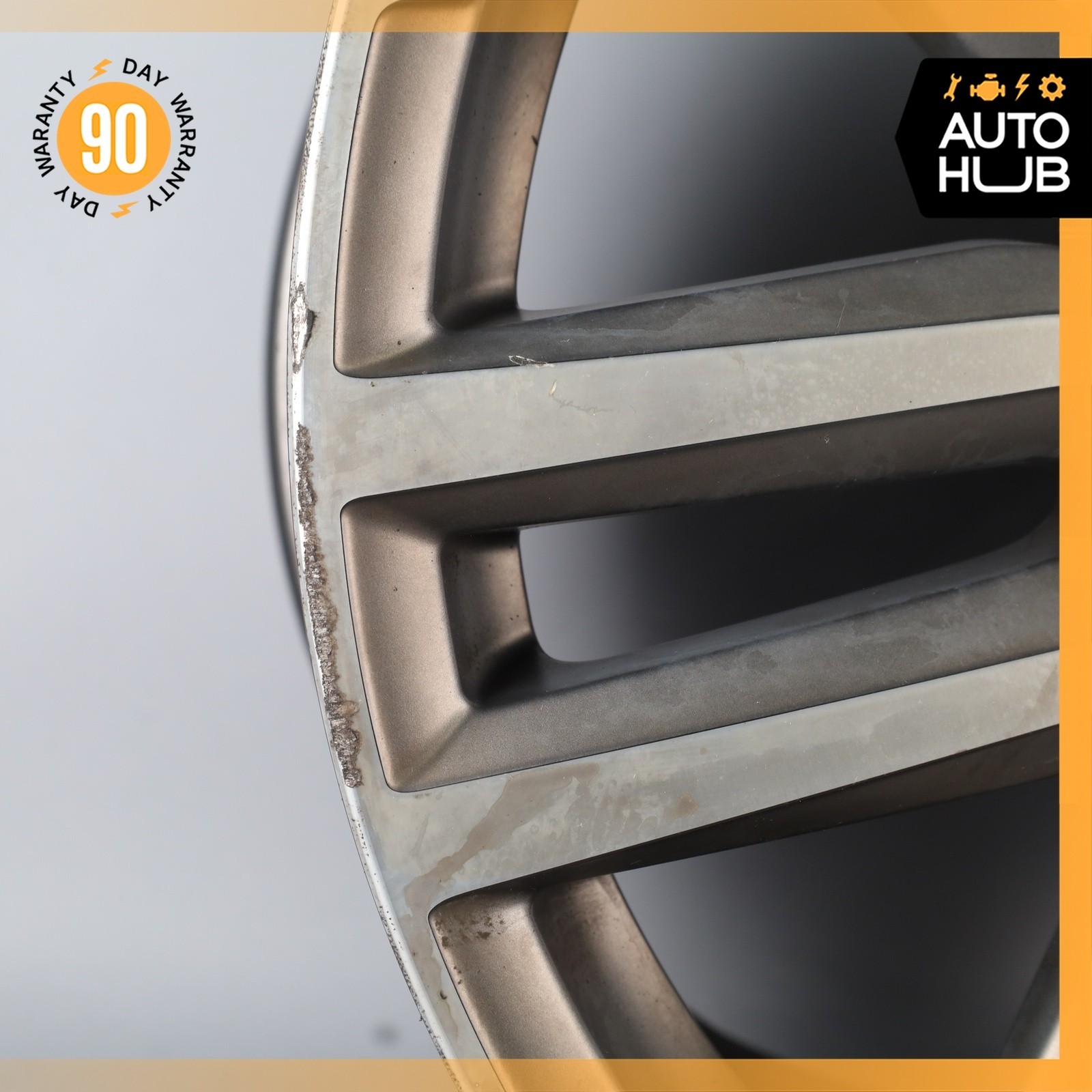 Maserati Quattroporte M156 S Q4 10 x 19 19" Rear Wheel Rim 670010629 OEM