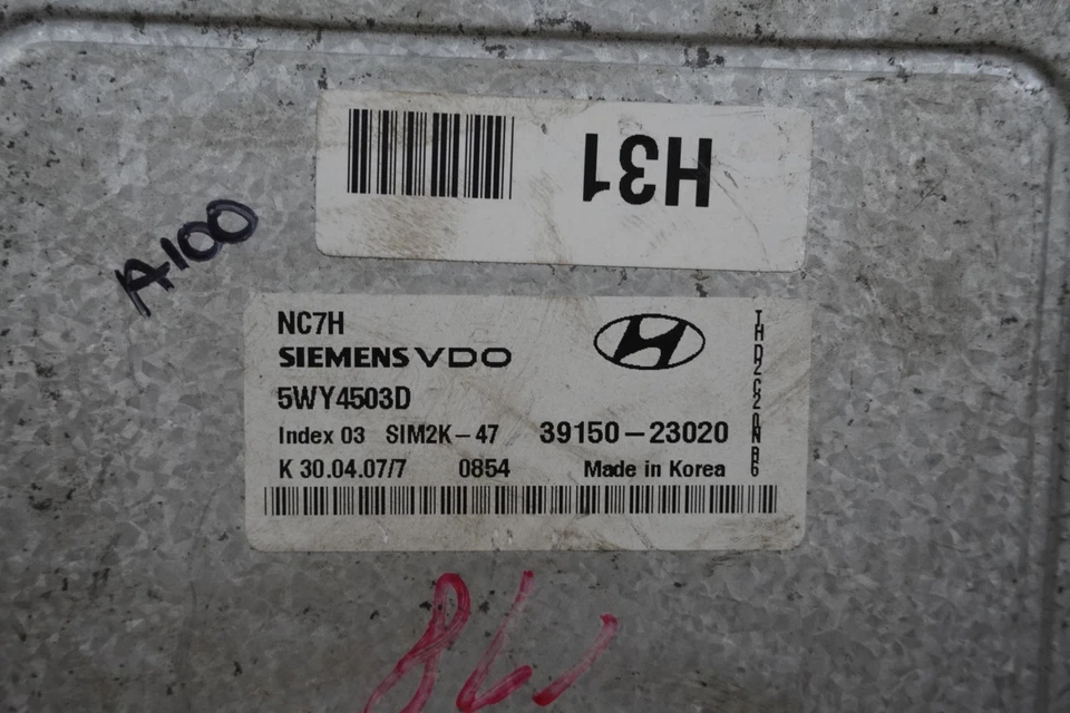 Módulo de control informático Hyundai Elantra 2007 motor 2,0 L ECM ECU OEM 3915023020 Foto 4 de 4