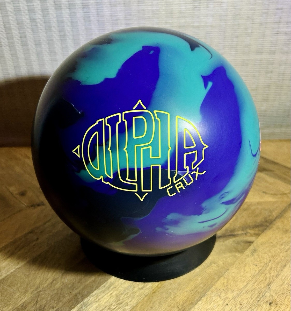Storm Alpha Crux 2026 Bowling Ball NIB 1st Quality Undrilled 15lbs