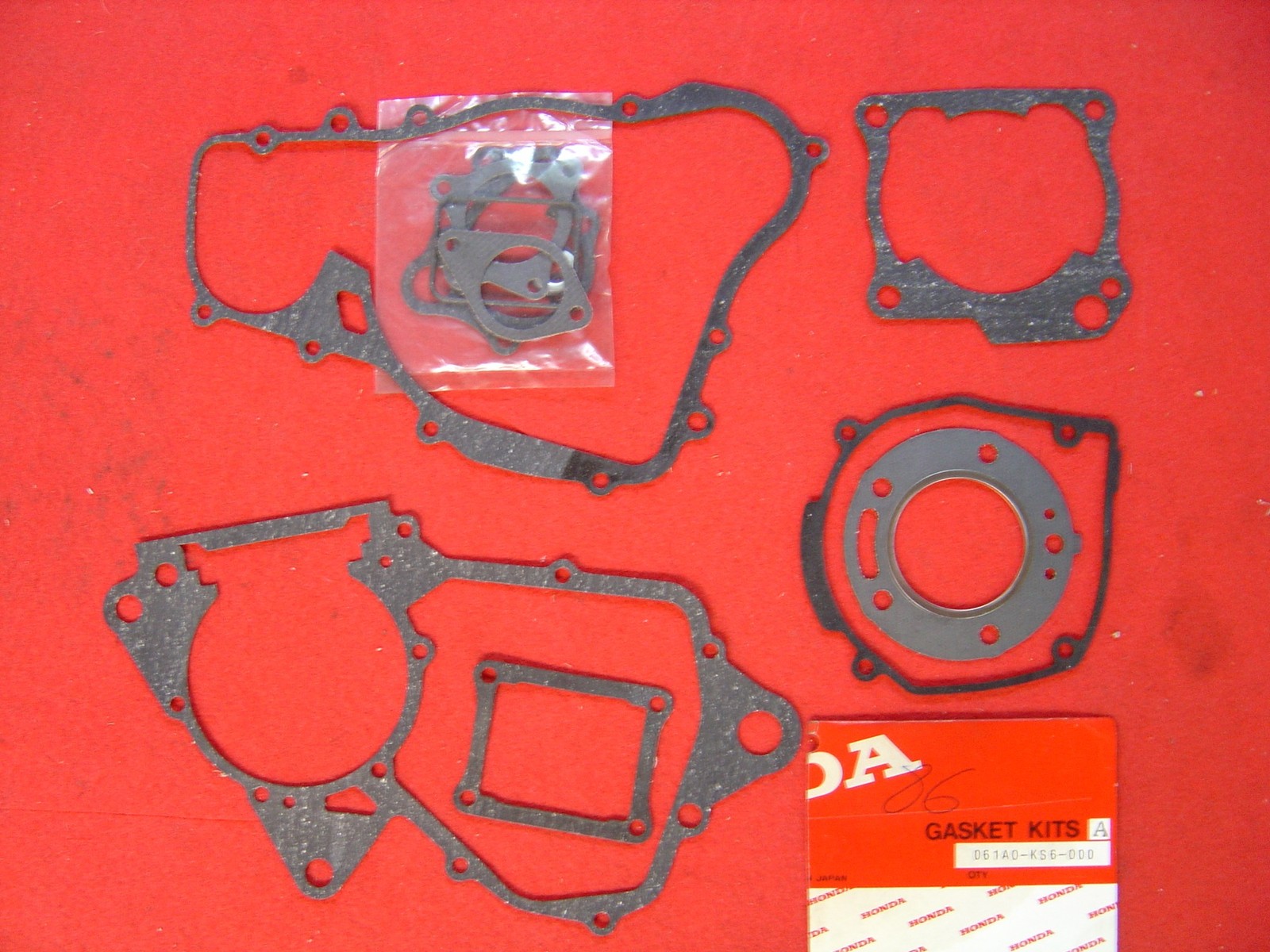 Pochette de joints moteur CR125RG 86 haute résistance type 061A0KS6T00