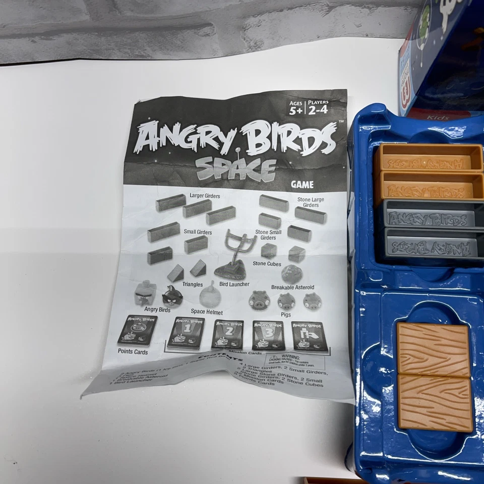 Mattel Angry Birds Space Game 2012 COMPLETE – All Pieces, Cards & Instructions - Image 4 of 4