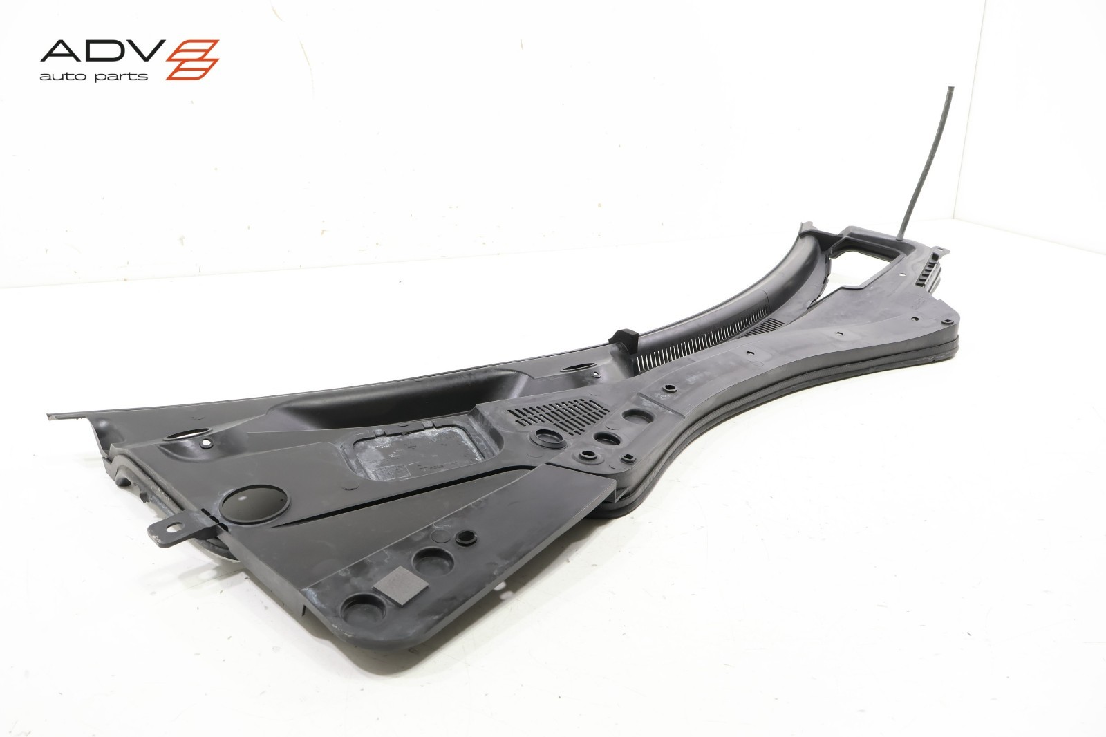 2014 - 2020 MASERATI GHIBLI WINDSHIELD WIPER COWL COVER PANEL GRILLE OEM