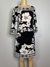WHITE HOUSE BLACK MARKET RUCHED FLORAL DRESS SIZE S