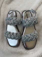 NWD 49 Steve Madden Girls Silver JNewbie Braided Rhinestone Sandal Youth Sz 4