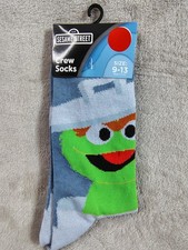 Sesame Street Oscar the Grouch Crew Socks Unisex Shoe Size 8-12 NWT