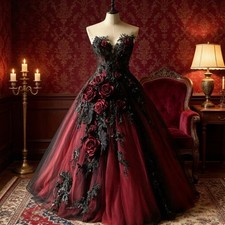 Red Black Gothic Wedding Dress Rose Flowers Lace Appliques Vintage Bridal Gowns