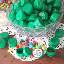 12 Green Plastic JARS Reusable Screw top Lids 1/4oz 1TSP Container 3301 DecoJars