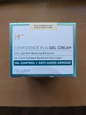 IT Cosmetics Confidence In A Gel Moisturizer Oil Control Anti-Aging 2oz New