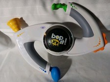 Bop It XT Handheld Reflex Electronic Talking Game Hasbro 2010 White Works Great