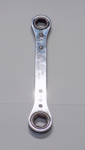 SNAP- ON RATCHET WRENCH. 17 MM + 19 MM. 8 3/4 INCHES LONG. MADE IN THE USA!.