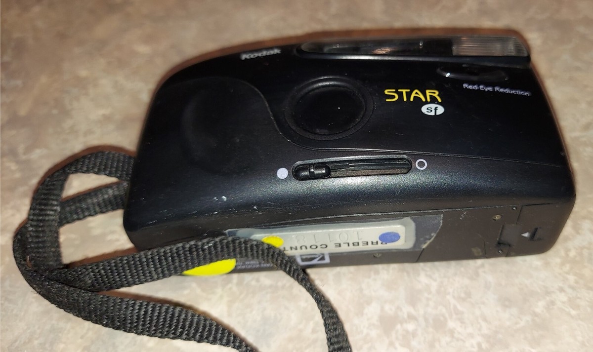 Kodak Star SF Flash Point Shoot Black 35mm Film Camera UNTESTED