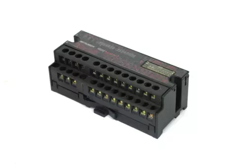Mitsubishi Melsec AJ65SBTB1-16T Output Unit, 12/24V DC