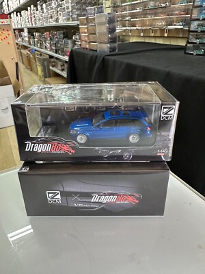 MERCEDES BENZ C63S AMG S205 BLUE WITH ROOF BOX 1/64 DIECAST CAR BY DCM D.BO