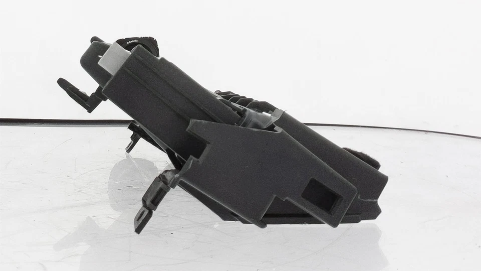 2016-2018 Mazda Mx-5 Miata Auxiliary & Pocket N243-66-9U0a - Image 3 of 4