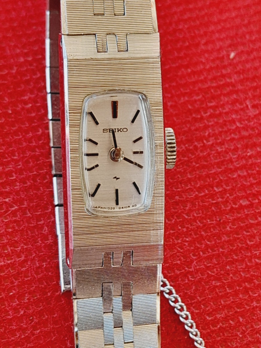 Mint Seiko 1520-3331 Mechanical Wind Up Ladies Wrist Watch 17