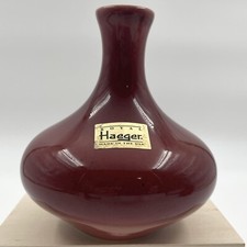 Vtg Royal Haeger Burgundy Vase Tiny Black Spe...