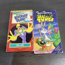 Golden Age of Looney Tunes, Vol. 8: 1940s Zanies [VHS] and bugs bunny bundle