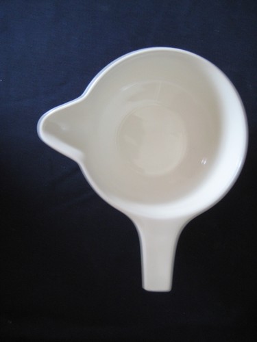 Wedgwood Argosy Sauce Boat and Saucer - Picture 7 of 11