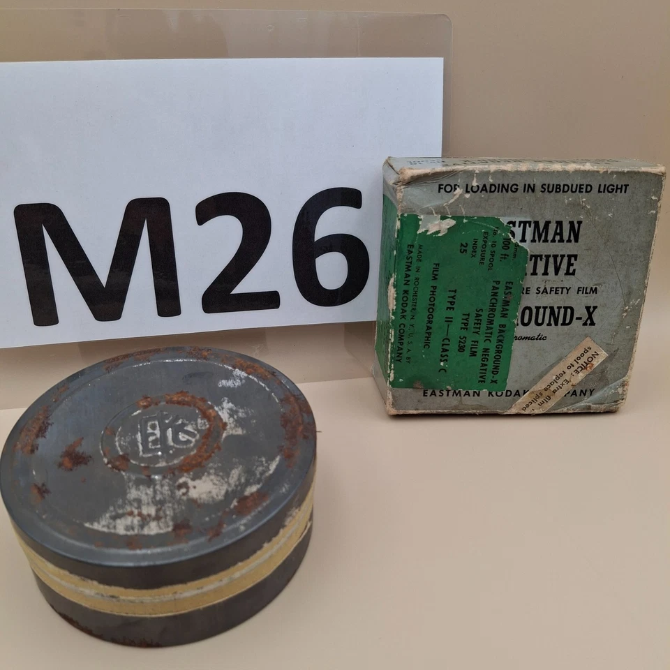Kodak Eastman NEGATIVE BACKGROUND-X 35mm 100ft No. 10 Spool. exp: SEP1954. refB - Image 2 of 4