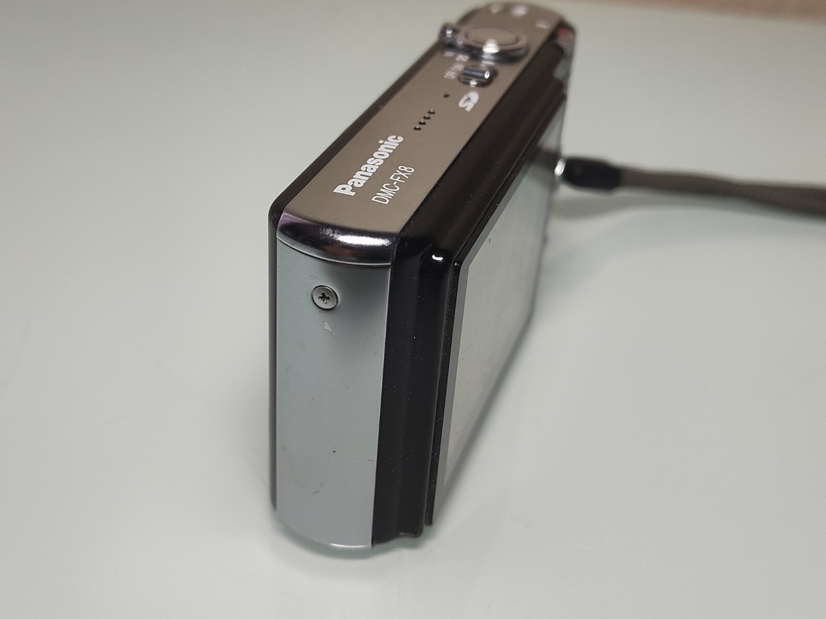 パナソニック　デジカメ　DMC-FX8 Panasonic Lumix DMC-FX8: Digital Photography Review