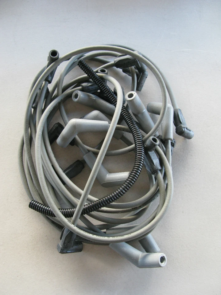 JUEGO DE CABLES DE BUJÍA CARQUEST 6900 PARA FORD MUSTANG Foto 2 de 3