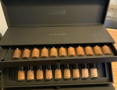 NEW ARMANI Luminous Silk Foundation 1 Fl OZ Perfect Natural Glow SHADE 11.4 $69 