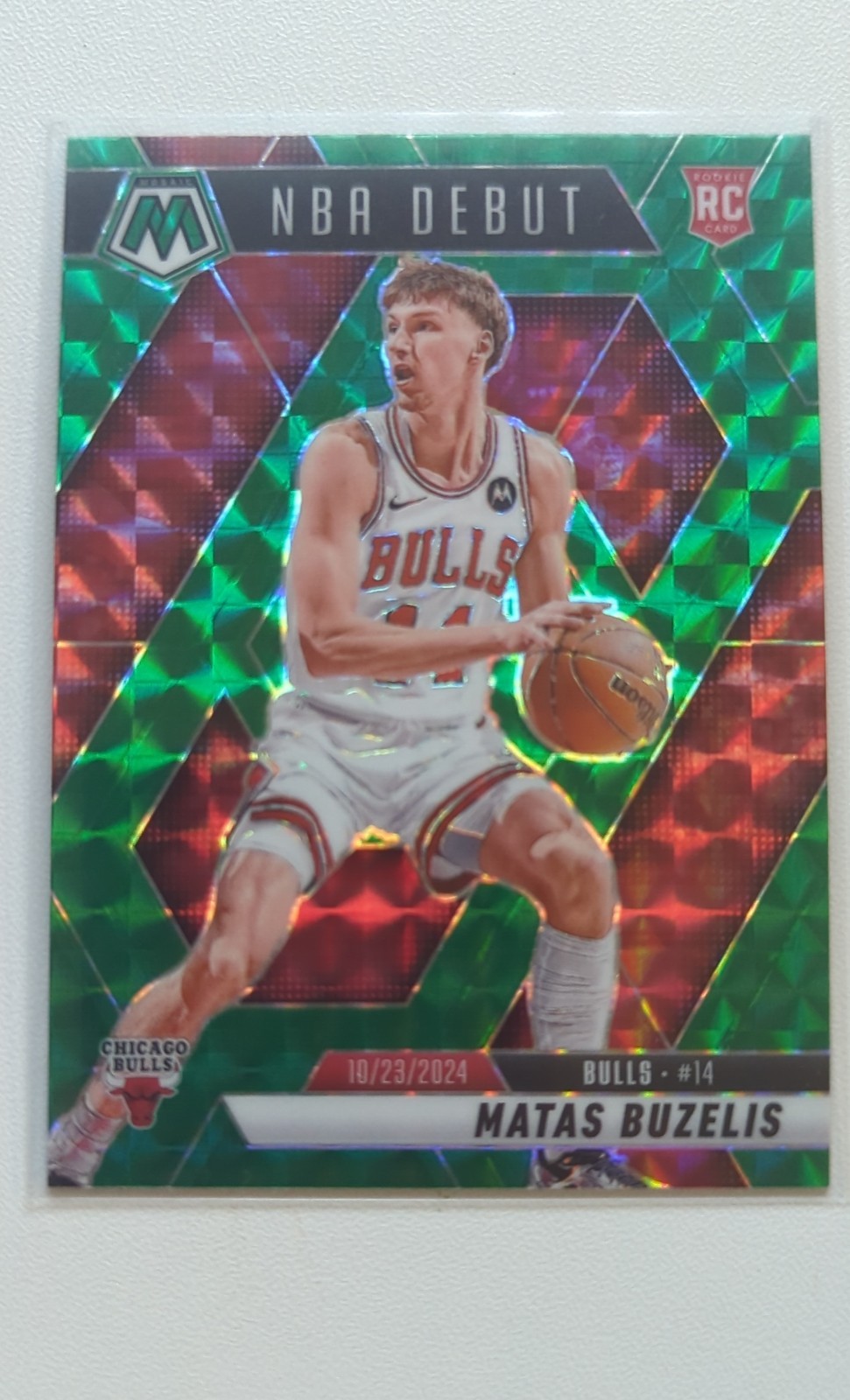 2024-25 Panini Mosaic - NBA Debut Matas Buzelis #257 Green Mosaic Prizm (RC)