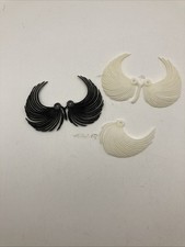 VTG Crafting Plastic Angel Wings Crafts 3  X 2  1 Black, 1 White  1/2 White