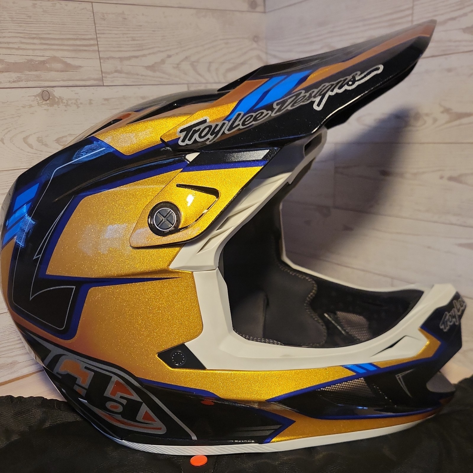 Troy Lee Designs D4 Composite with MIPS Helmet TLD BMX MTB D