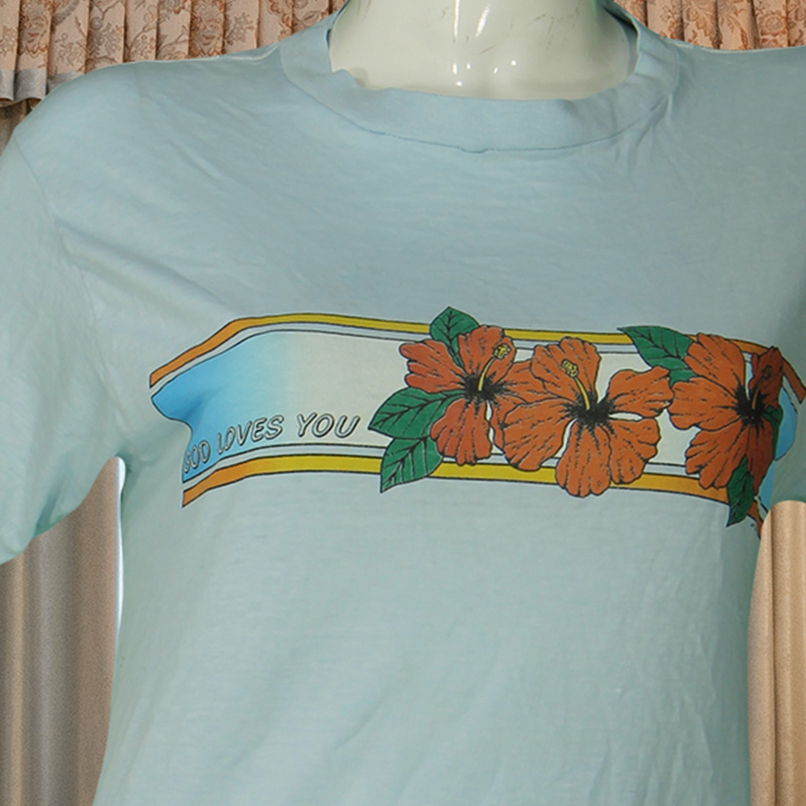 Vintage Single Stitch God Loves You Orchid Hawaiian Aloha Christian T Shirt S