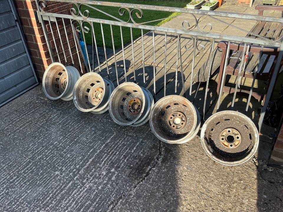 MG Metro Turbo alloy wheels full set of 5 5.5j 13 inch with centre and ...