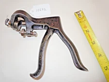 Saw Set, Vintage Made in USA Woodworkers Pistol Grip Hand Saw Tooth Setter, USA