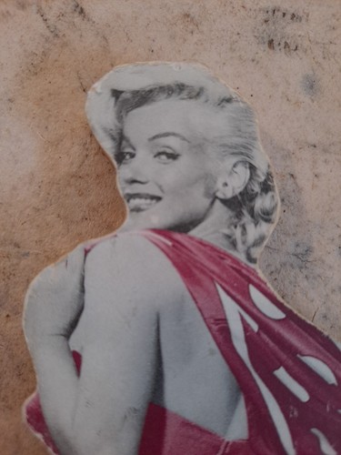 Marilyn Monroe, SWIMSUIT, 8” Cut Out - Picture 6 of 10
