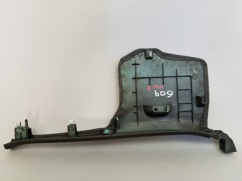 2006-2010 Bentley Flying Spur Right Passenger Front Cover Trim 3W5863606A