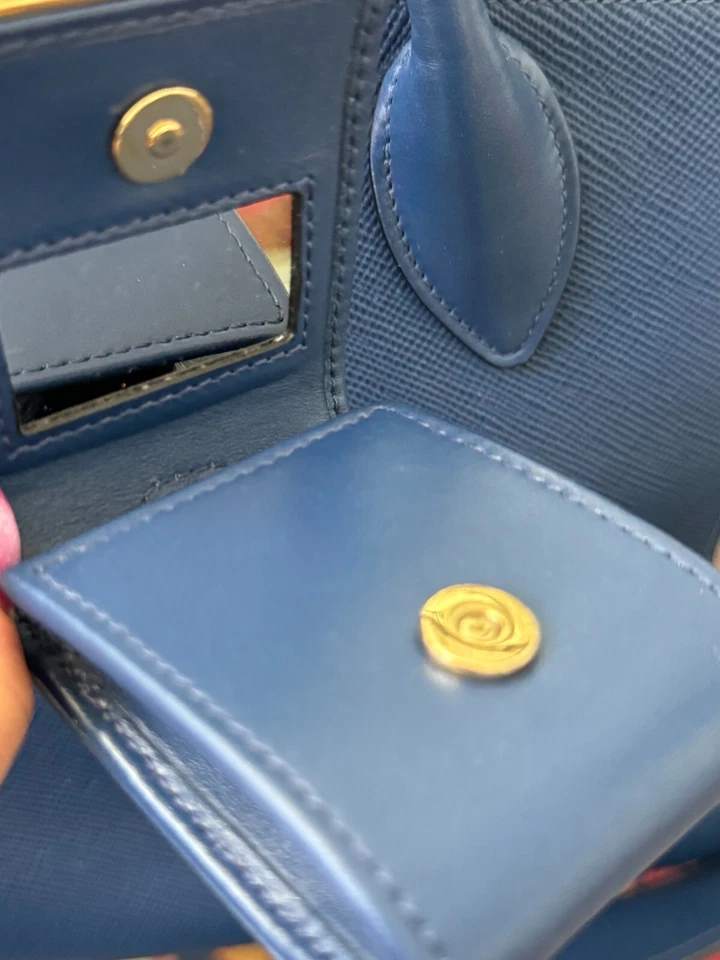 Bolso mediano Prada Saffiano Bluette Foto 4 de 4