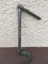 Ancienne clé à lavabo / Virax / Sanichrom / Outils anciens / Collection