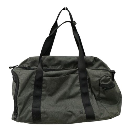 Lululemon Command the day Duffel Bag Gray Retired Waterproof No Shoulder Strap - Picture 3 of 14