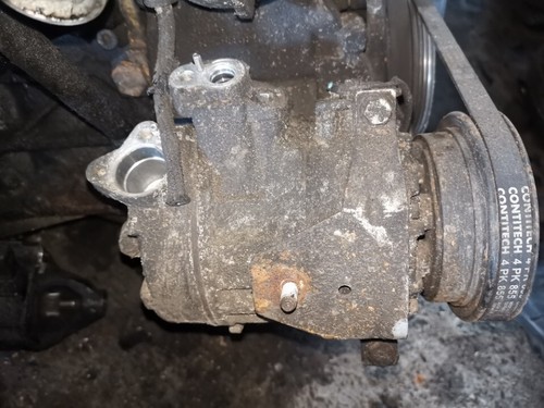 Volkswagen Passat 1999 AC AIR Compressor Pump used, Genuine #1193672-68