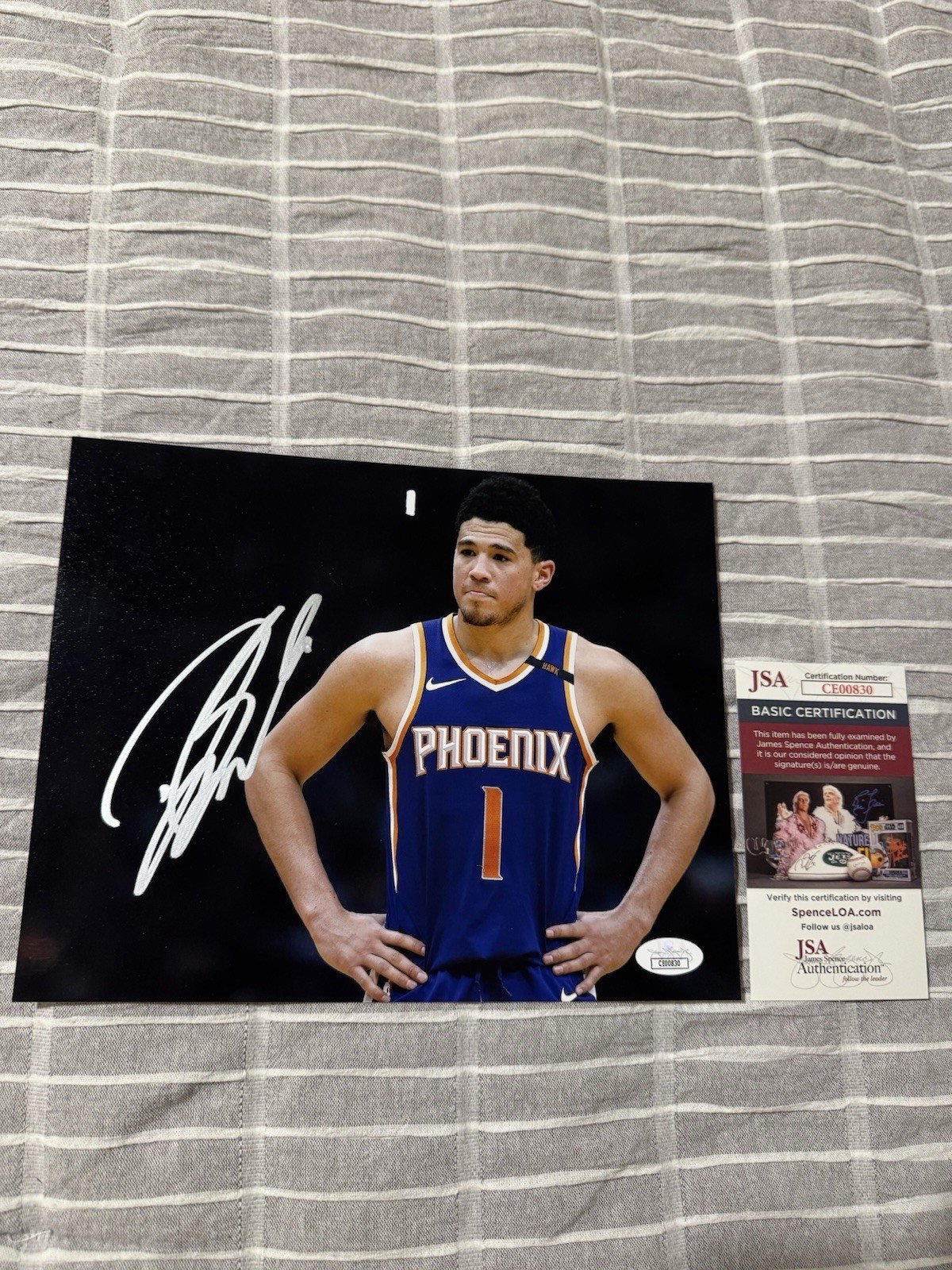 Devin Booker Signed 8x10 Photo JSA COA AUTHENTIC AUTO PHOENIX SUNS KENTUCKY 
