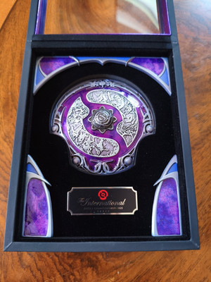 Cosmic Roshan, Dota 2 The International 2025 Aegis Bundle